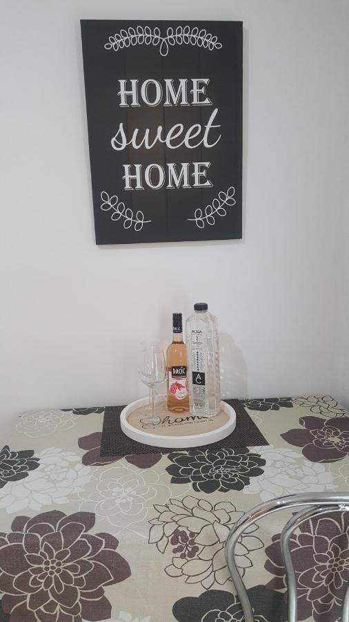 Vega Apartament Тімішоара Екстер'єр фото